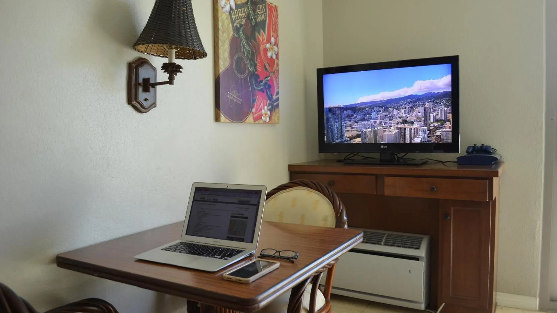 Luana Waikiki Hotel Unit - Free Parking No Other Fees Beyond Booking Sleeps Up To 4 Honolulu