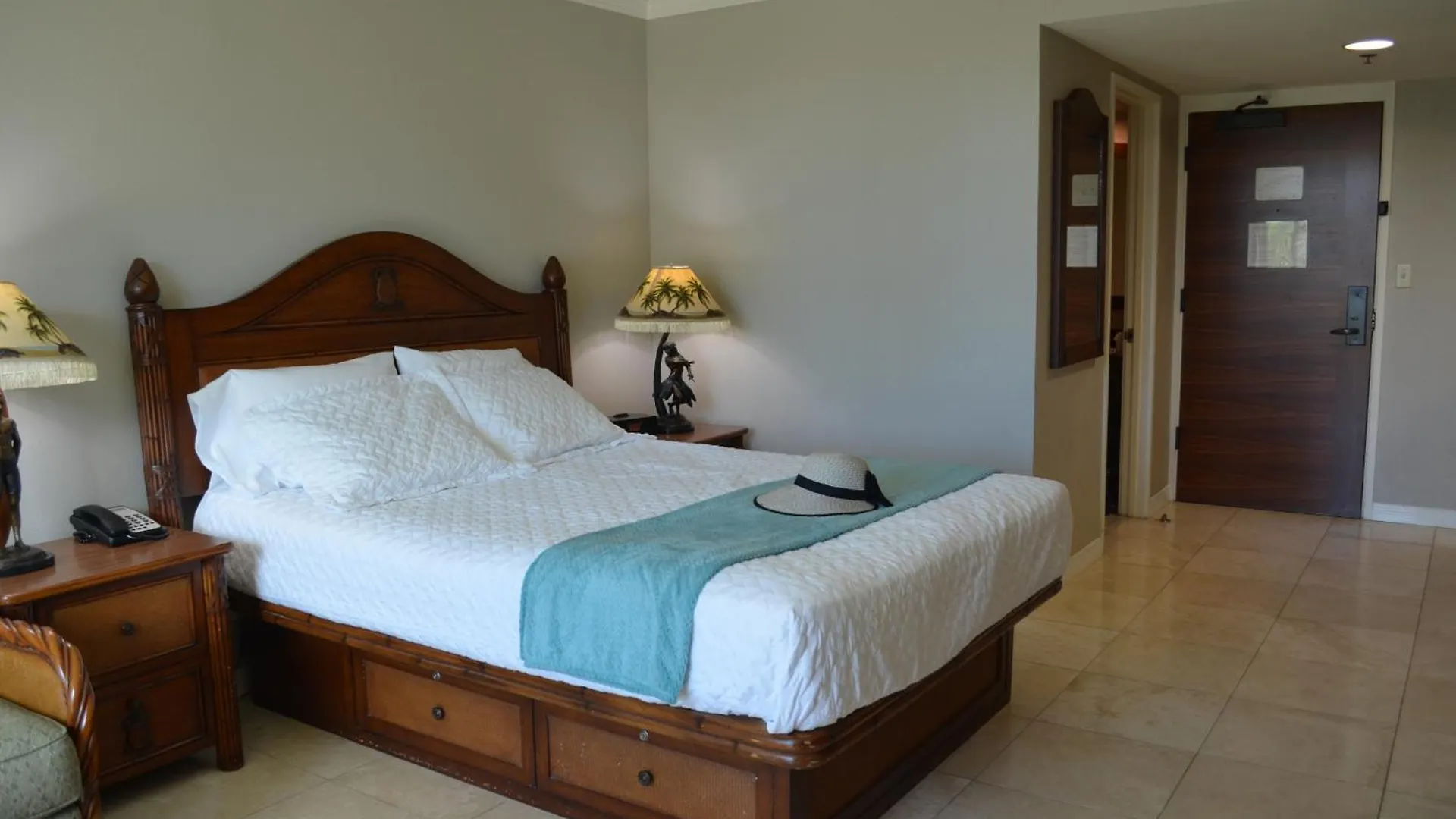 Luana Waikiki Hotel Unit - Free Parking No Other Fees Beyond Booking Sleeps Up To 4 Honolulu